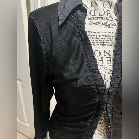 ASTR The Label Shannon Top, Size Small, figure flattering NWOT - Picture 12 of 12